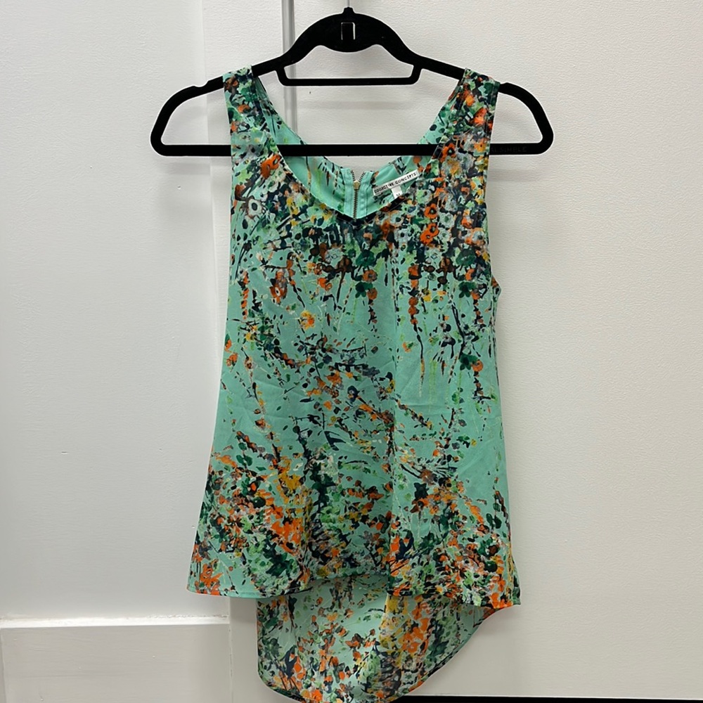Collective Concepts Women’s Mint Green Floral Sleeveless blouse - size m